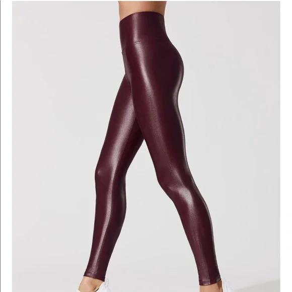 Wine colored Takara yoga pants size small - Picture 6 of 6